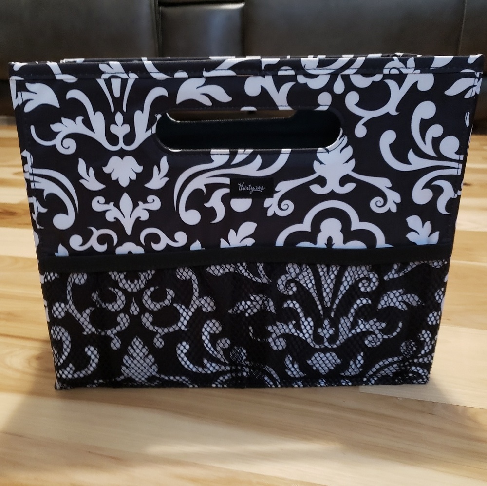 Thirty one file folder